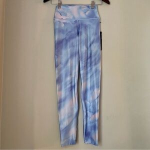 NWT | Wear it to Heart | Blue and White Design Leggings | S